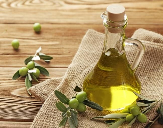 aceite de oliva para el rejuvenecimiento de la piel